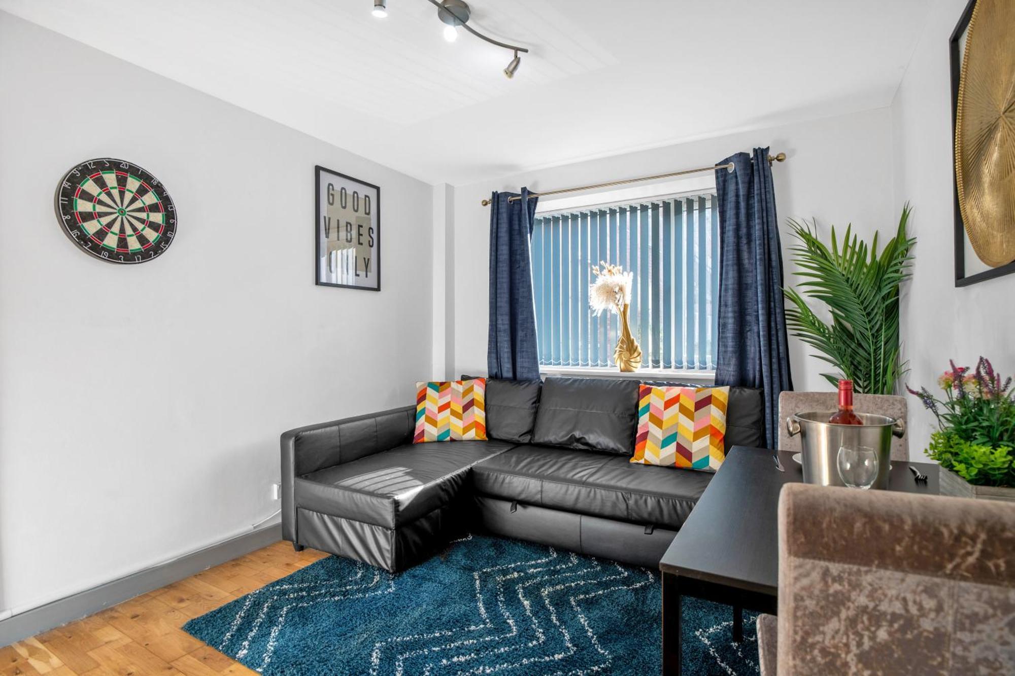 Ideal 1-bed In With Free Parking