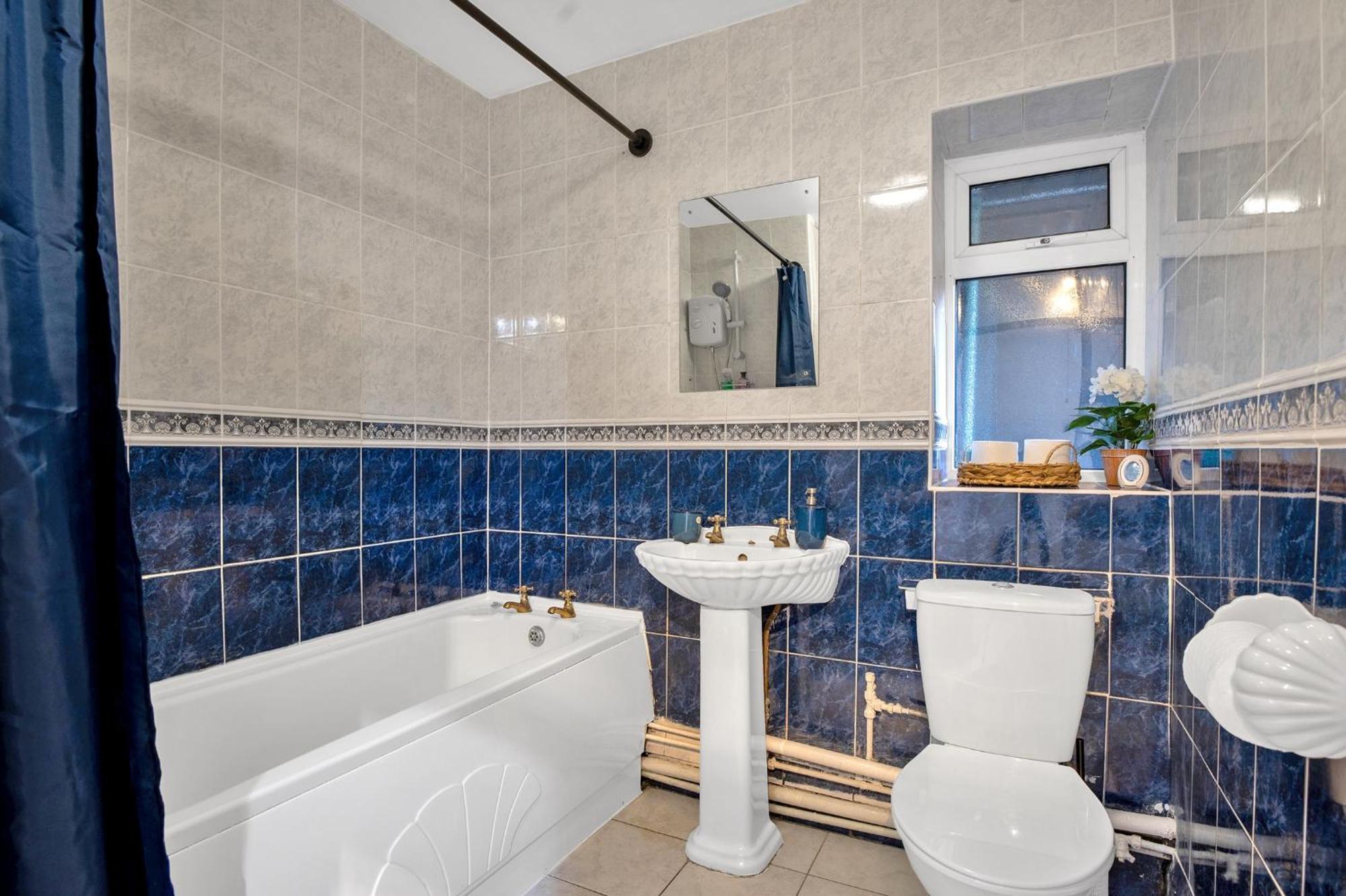 Ideal 1-bed In With Free Parking * Birmingham